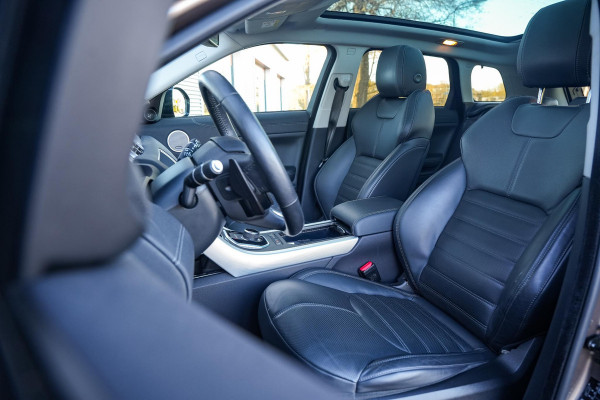 RANGE ROVER Evoque Dynamic 2.0 SI4 241 pk Panodak Leer Stoelverw. Stuurverw. Navigatie 360 Camera Meridian Memory