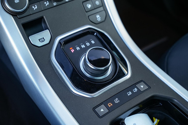 RANGE ROVER Evoque Dynamic 2.0 SI4 241 pk Panodak Leer Stoelverw. Stuurverw. Navigatie 360 Camera Meridian Memory