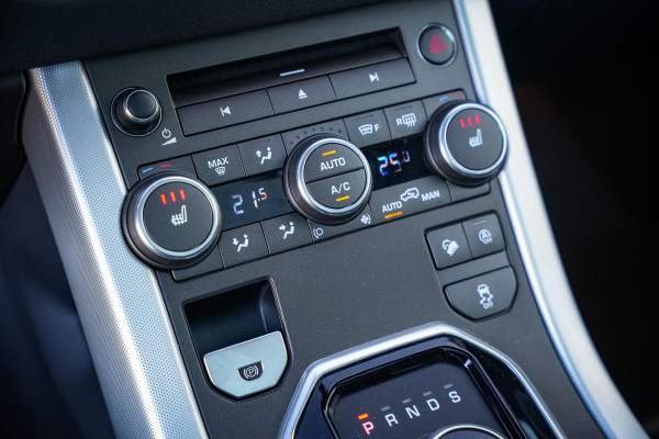 RANGE ROVER Evoque Dynamic 2.0 SI4 241 pk Panodak Leer Stoelverw. Stuurverw. Navigatie 360 Camera Meridian Memory