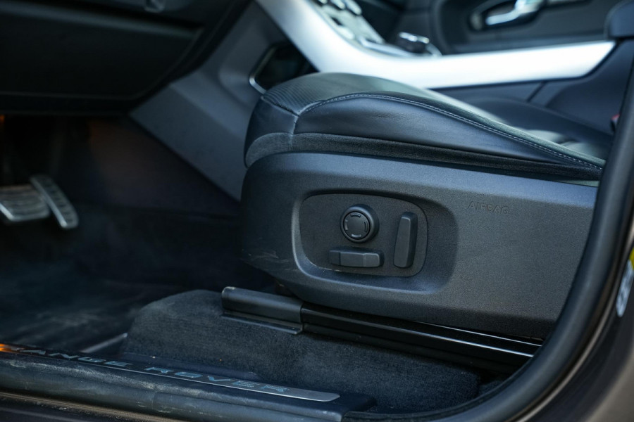 RANGE ROVER Evoque Dynamic 2.0 SI4 241 pk Panodak Leer Stoelverw. Stuurverw. Navigatie 360 Camera Meridian Memory