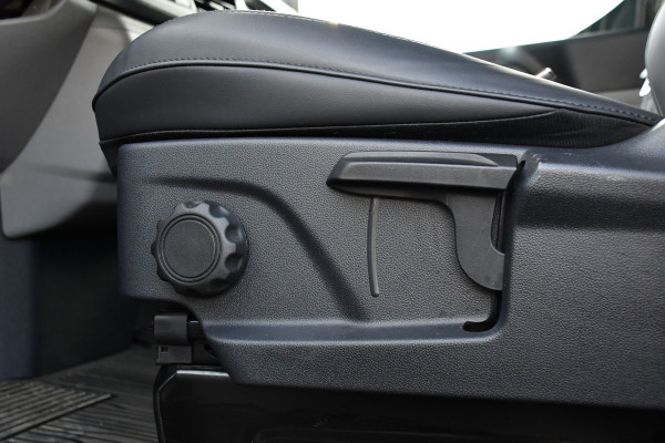 Ford Transit Custom 300 2.0 TDCI L1H1 Black Edition Virtual, Adaptieve Cruise, Carplay, Camera, Leder, LED, NAVI, Automaat, Uniek!