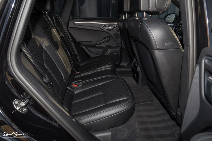 Porsche Macan 2.0 | Panorama dak | Luchtvering | Memory | Bose | Cruise control |