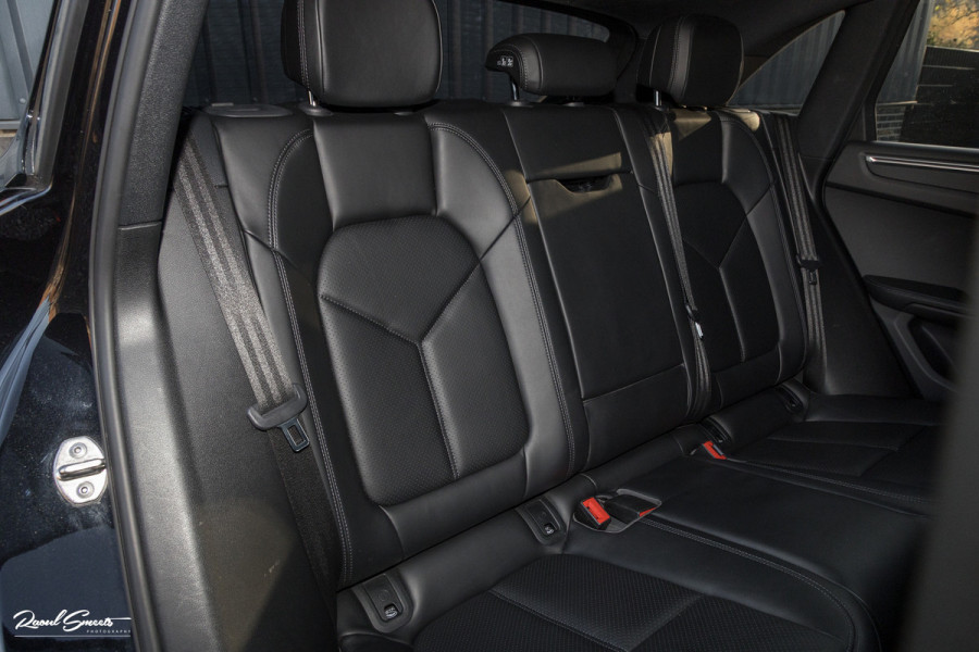 Porsche Macan 2.0 | Panorama dak | Luchtvering | Memory | Bose | Cruise control |