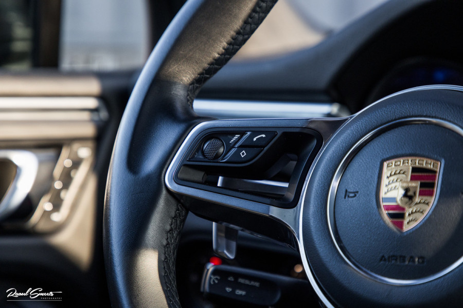Porsche Macan 2.0 | Panorama dak | Luchtvering | Memory | Bose | Cruise control |