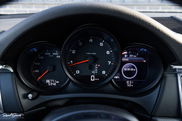 Porsche Macan 2.0 | Panorama dak | Luchtvering | Memory | Bose | Cruise control |