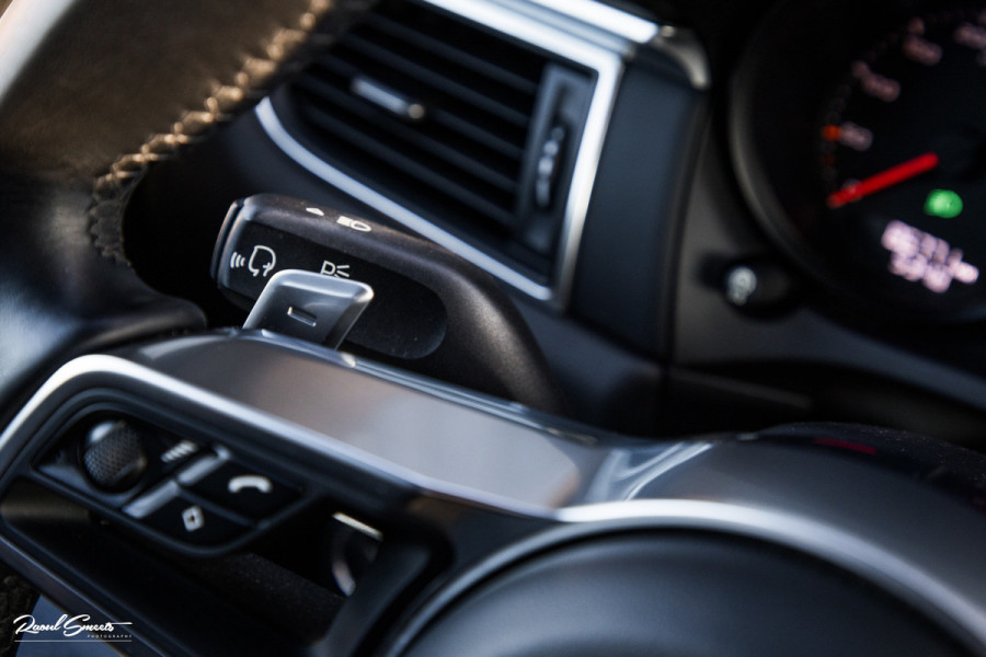 Porsche Macan 2.0 | Panorama dak | Luchtvering | Memory | Bose | Cruise control |