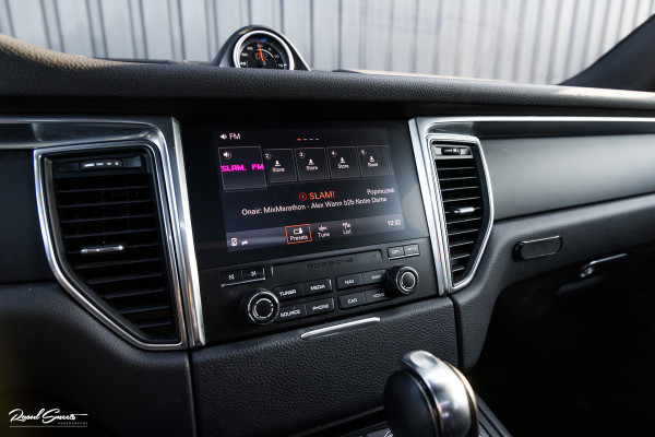 Porsche Macan 2.0 | Panorama dak | Luchtvering | Memory | Bose | Cruise control |