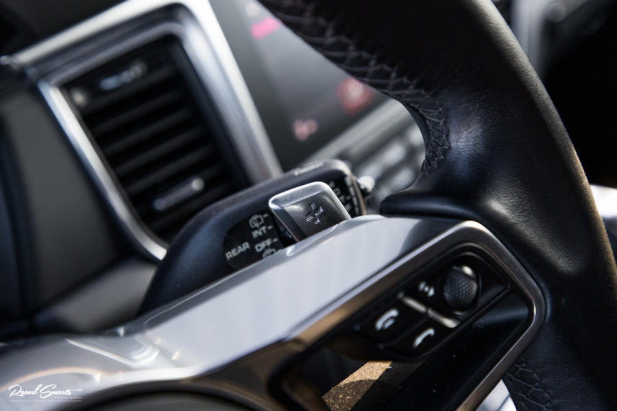 Porsche Macan 2.0 | Panorama dak | Luchtvering | Memory | Bose | Cruise control |