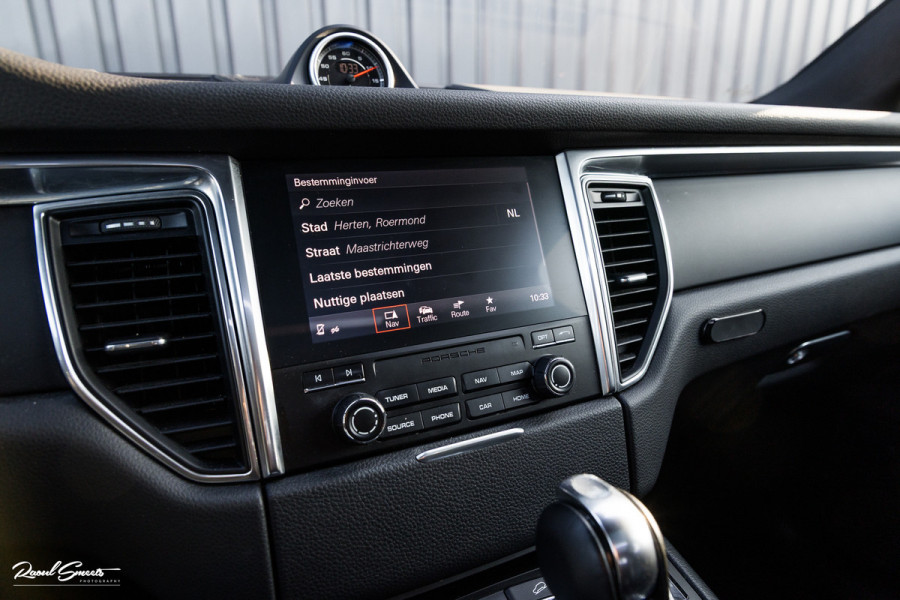 Porsche Macan 2.0 | Panorama dak | Luchtvering | Memory | Bose | Cruise control |