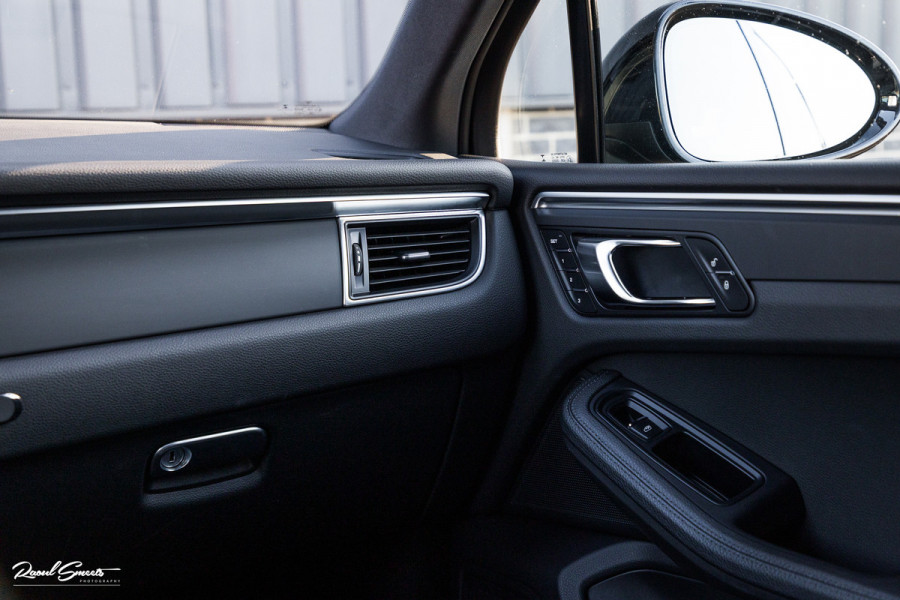 Porsche Macan 2.0 | Panorama dak | Luchtvering | Memory | Bose | Cruise control |