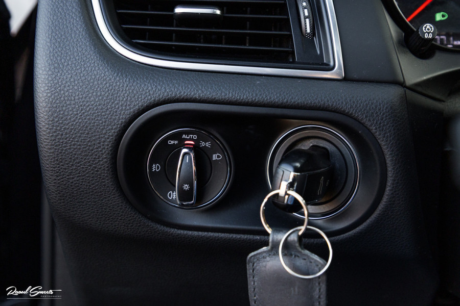 Porsche Macan 2.0 | Panorama dak | Luchtvering | Memory | Bose | Cruise control |