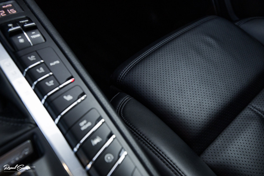 Porsche Macan 2.0 | Panorama dak | Luchtvering | Memory | Bose | Cruise control |