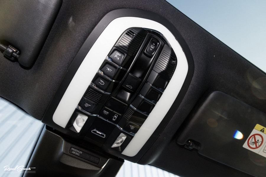 Porsche Macan 2.0 | Panorama dak | Luchtvering | Memory | Bose | Cruise control |