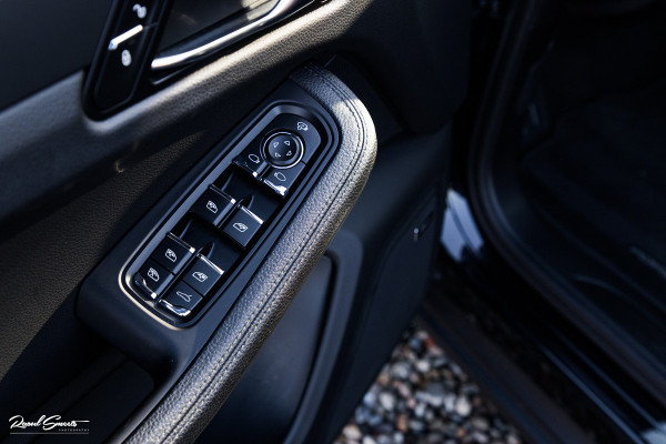 Porsche Macan 2.0 | Panorama dak | Luchtvering | Memory | Bose | Cruise control |
