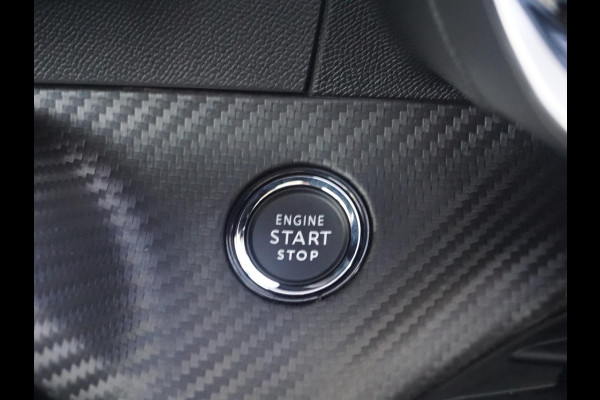 Peugeot e-2008 EV GT 54 kWh | Panorama schuifdak dak |  Warmtepomp | Gripcontrol | All seasonbanden |