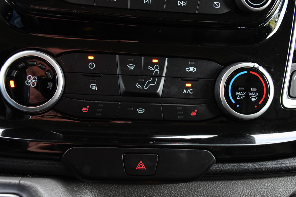 Ford Transit Custom 300 2.0 TDCI L2H1 Active Cruise, Camera, Carplay, LED, Stoelverwarming,