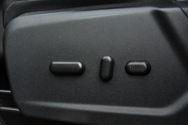 Ford Transit Custom 300 2.0 TDCI L2H1 Active Cruise, Camera, Carplay, LED, Stoelverwarming,