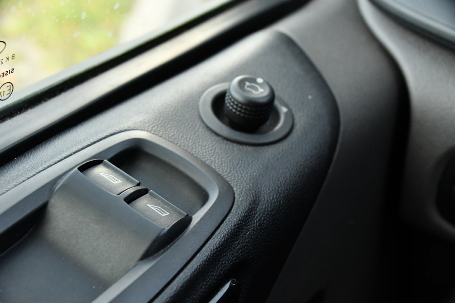 Ford Transit Custom 300 2.0 TDCI L2H1 Active Cruise, Camera, Carplay, LED, Stoelverwarming,