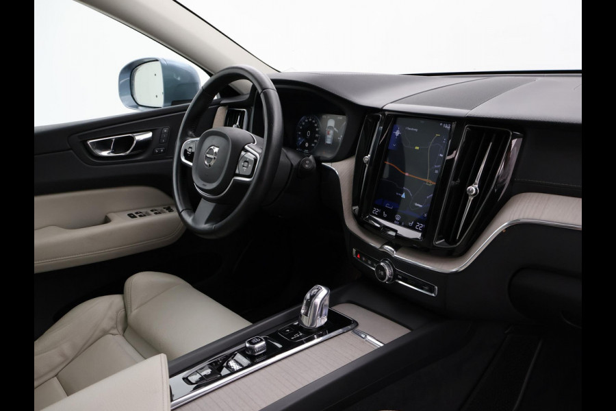 Volvo XC60 2.0 T8 TWIN ENGINE 390 PK INSCRIPTION + TREKHAAK | PANORAMA | LEDER | CARPLAY | 19 INCH | CAMERA