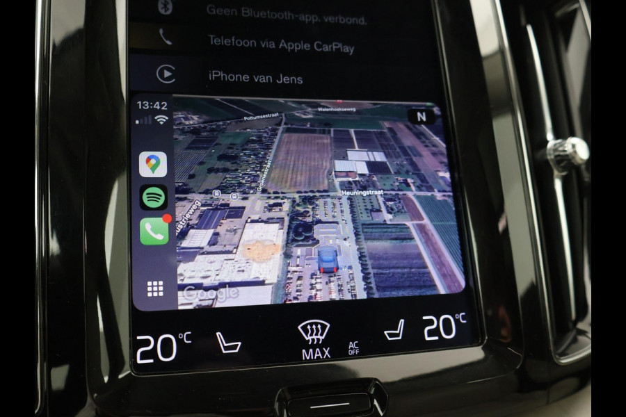 Volvo XC60 2.0 T8 TWIN ENGINE 390 PK INSCRIPTION + TREKHAAK | PANORAMA | LEDER | CARPLAY | 19 INCH | CAMERA