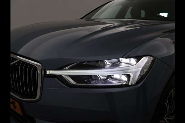 Volvo XC60 2.0 T8 TWIN ENGINE 390 PK INSCRIPTION + TREKHAAK | PANORAMA | LEDER | CARPLAY | 19 INCH | CAMERA
