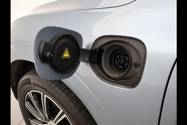 Volvo XC60 2.0 T8 TWIN ENGINE 390 PK INSCRIPTION + TREKHAAK | PANORAMA | LEDER | CARPLAY | 19 INCH | CAMERA