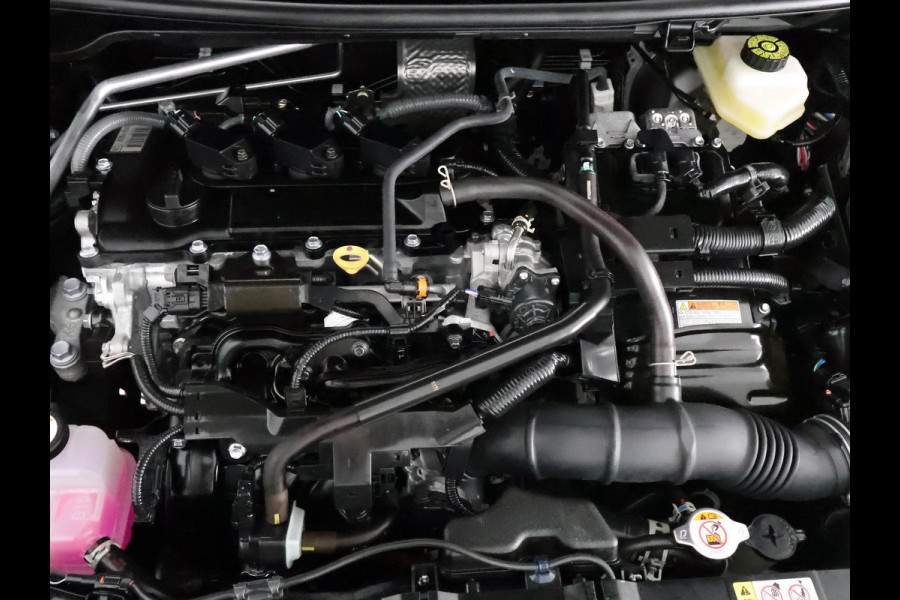 Toyota Yaris 1.5 Hybrid 130 Executive | JBL AUDIO | Stoel & Stuur verwarming | Head up Display |