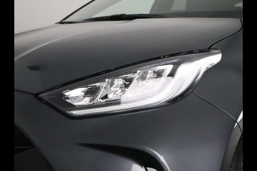 Toyota Yaris 1.5 Hybrid 130 Executive | JBL AUDIO | Stoel & Stuur verwarming | Head up Display |