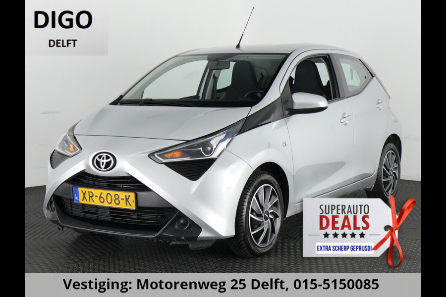 Toyota Aygo 1.0 VVT-i X-PLAY CAMERA CARPLAY NAVI GARANTIE 2029 AIRCO. VOLLEDIG ONDERHOUDEN