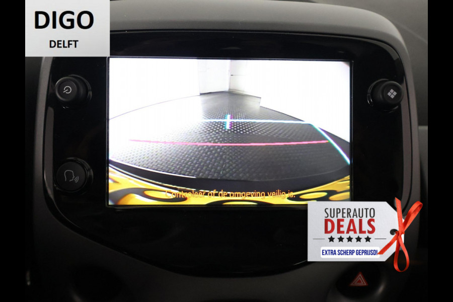 Toyota Aygo 1.0 VVT-i X-PLAY CAMERA CARPLAY NAVI GARANTIE 2029 AIRCO. VOLLEDIG ONDERHOUDEN