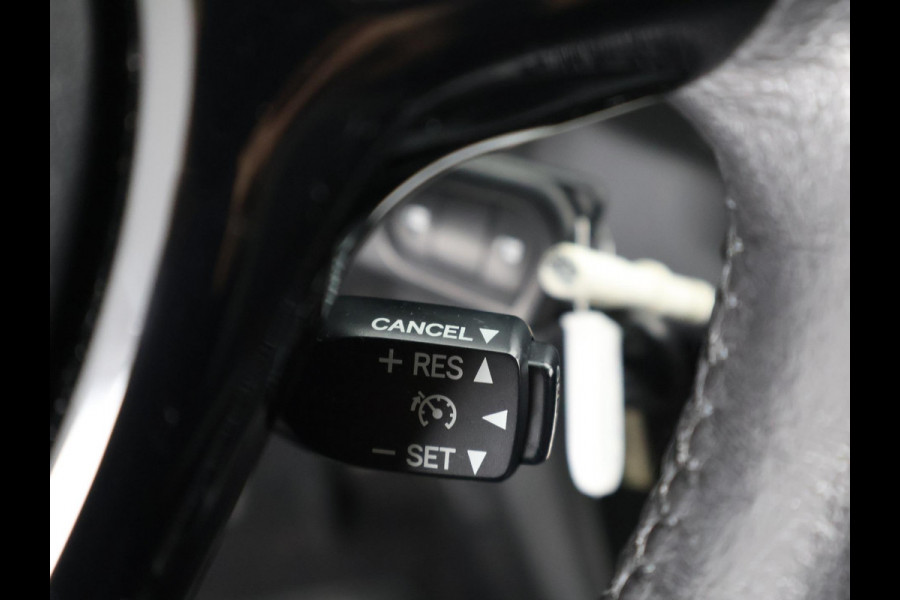 Toyota Aygo 1.0 VVT-i X-PLAY CAMERA CARPLAY NAVI GARANTIE 2029 AIRCO. VOLLEDIG ONDERHOUDEN