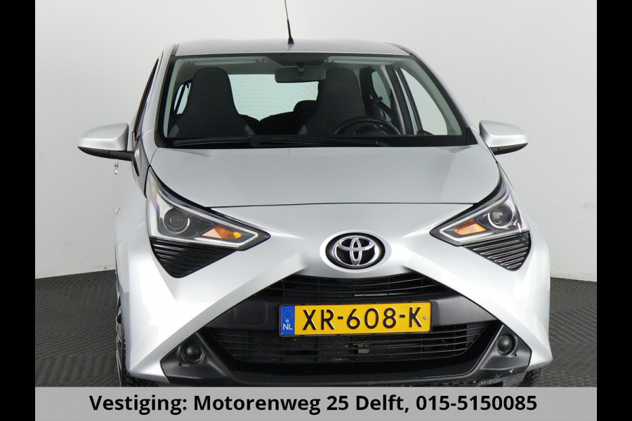 Toyota Aygo 1.0 VVT-i X-PLAY CAMERA CARPLAY NAVI GARANTIE 2029 AIRCO. VOLLEDIG ONDERHOUDEN