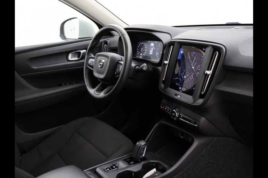Volvo XC40 1.5 T2 AUTOMAAT + WEGKL. TREKHAAK | APPLE CARPLAY | CAMERA | DIGITALE COCKPIT | LED