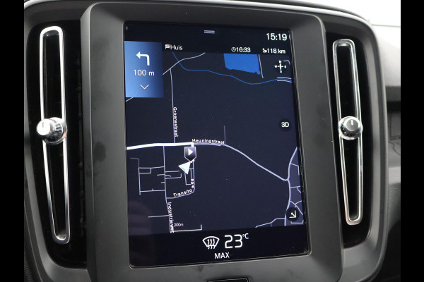 Volvo XC40 1.5 T2 AUTOMAAT + WEGKL. TREKHAAK | APPLE CARPLAY | CAMERA | DIGITALE COCKPIT | LED