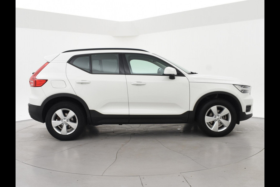 Volvo XC40 1.5 T2 AUTOMAAT + WEGKL. TREKHAAK | APPLE CARPLAY | CAMERA | DIGITALE COCKPIT | LED