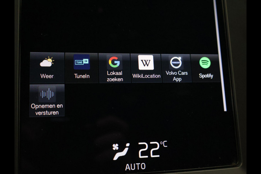 Volvo XC40 1.5 T2 AUTOMAAT + WEGKL. TREKHAAK | APPLE CARPLAY | CAMERA | DIGITALE COCKPIT | LED