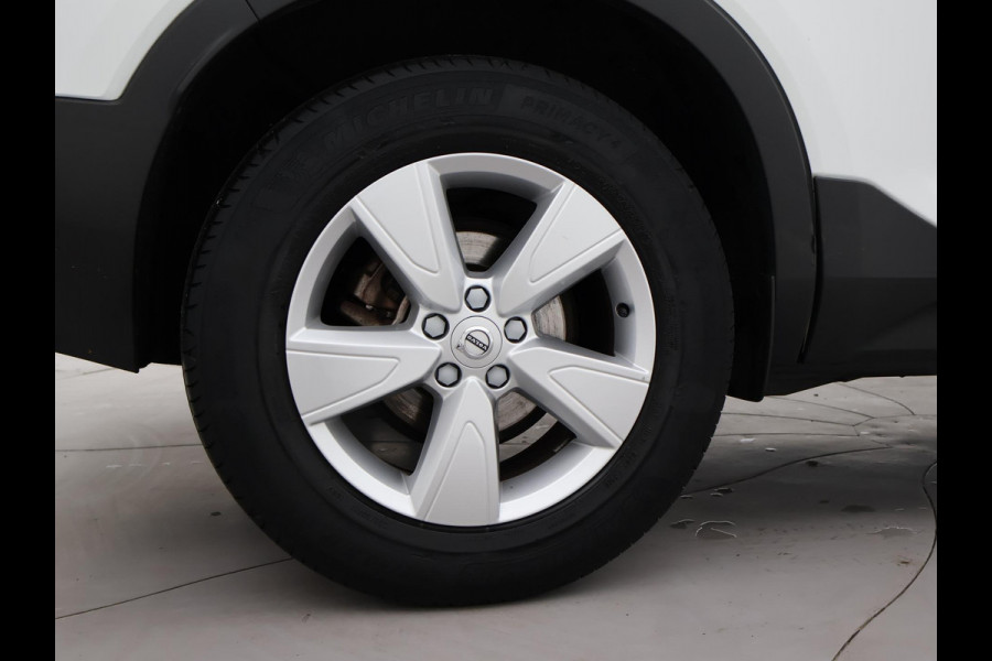 Volvo XC40 1.5 T2 AUTOMAAT + WEGKL. TREKHAAK | APPLE CARPLAY | CAMERA | DIGITALE COCKPIT | LED