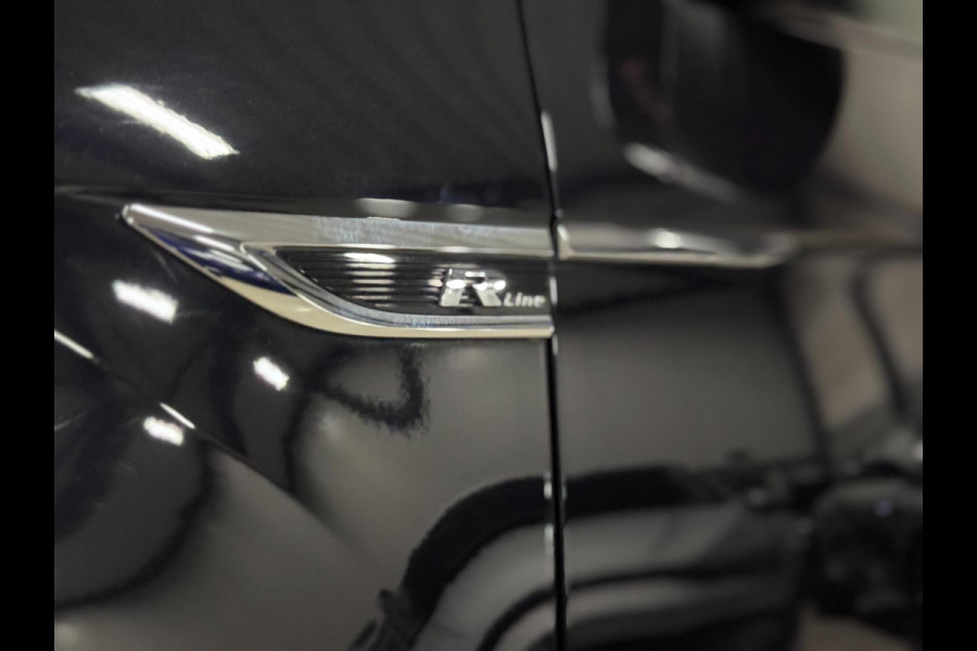 Volkswagen T-Roc 1.5 TSI 3X R-LINE | LED | CAMERA | 1e EIGENAAR