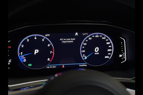 Volkswagen T-Roc 1.5 TSI 3X R-LINE | LED | CAMERA | 1e EIGENAAR