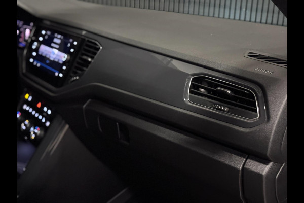 Volkswagen T-Roc 1.5 TSI 3X R-LINE | LED | CAMERA | 1e EIGENAAR