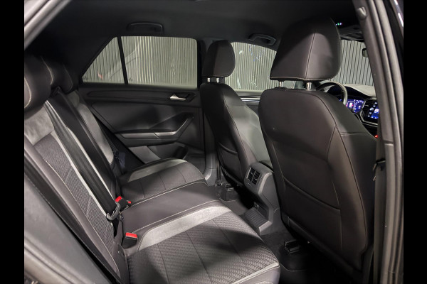 Volkswagen T-Roc 1.5 TSI 3X R-LINE | LED | CAMERA | 1e EIGENAAR