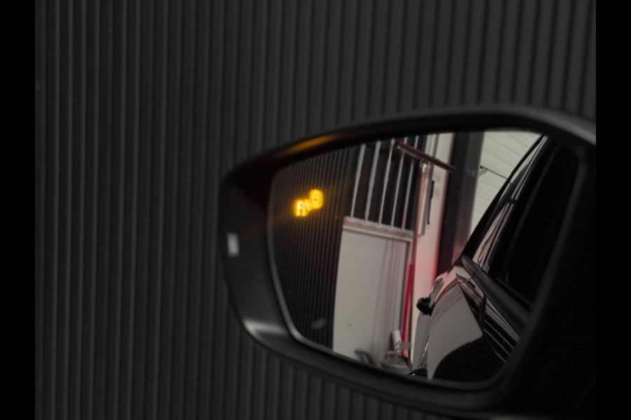 Volkswagen T-Roc 1.5 TSI 3X R-LINE | LED | CAMERA | 1e EIGENAAR