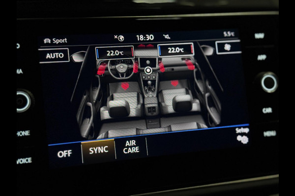 Volkswagen T-Roc 1.5 TSI 3X R-LINE | LED | CAMERA | 1e EIGENAAR