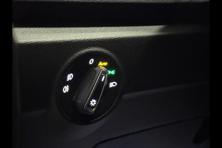 Volkswagen T-Roc 1.5 TSI 3X R-LINE | LED | CAMERA | 1e EIGENAAR