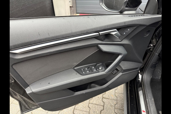 Audi A3 Limousine 30 TFSI S edition Carplay | Bomvol |