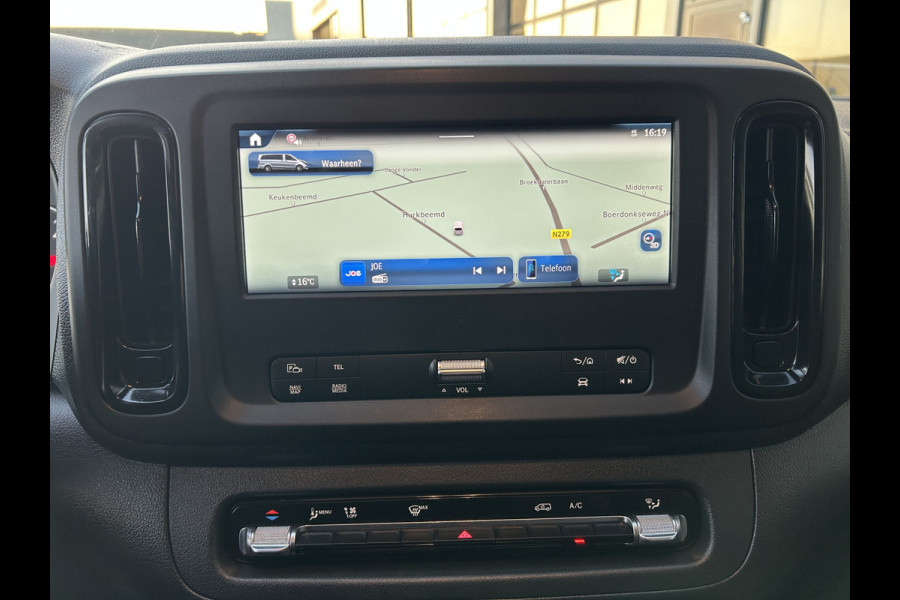 Mercedes-Benz Vito 116 CDI L2 Pro 2500KG Trekhaak / MBUX / Camera / Navigatie / Cruise control / Airco / LMV / Achterdeuren