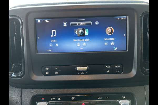 Mercedes-Benz Vito 116 CDI L2 Pro 2500KG Trekhaak / MBUX / Camera / Navigatie / Cruise control / Airco / LMV / Achterdeuren