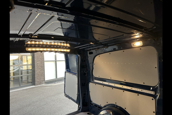Mercedes-Benz Vito 116 CDI L3 Pro 2500KG Trekhaak / MBUX / Navigatie / Camera / Cruise control / Airco / Achterdeuren
