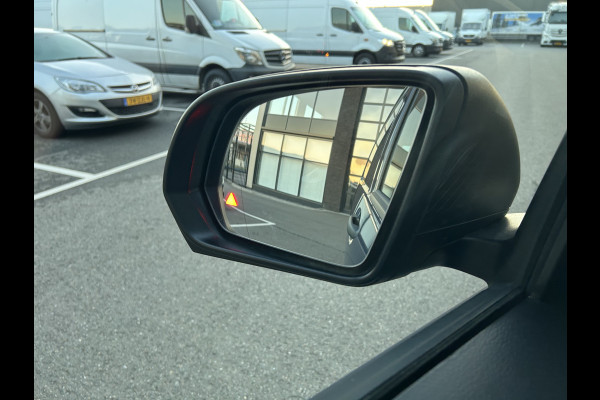 Mercedes-Benz Vito 116 CDI L3 Pro 2500KG Trekhaak / MBUX / Navigatie / Camera / Cruise control / Airco / Achterdeuren