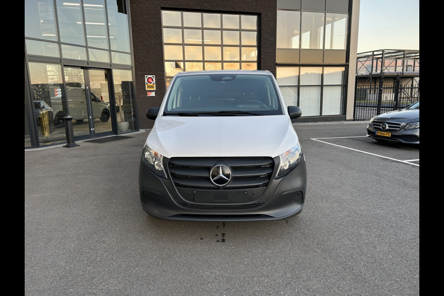 Mercedes-Benz Vito 116 CDI L3 Pro 2500KG Trekhaak / MBUX / Camera / Navigatie / Cruise control / Airco / Achterdeuren
